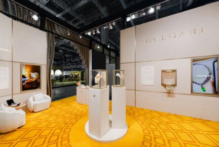 ������鱦����BVLGARI��������Ŀ��ϯ�ڰ˽��й����ʽ��ڲ�����