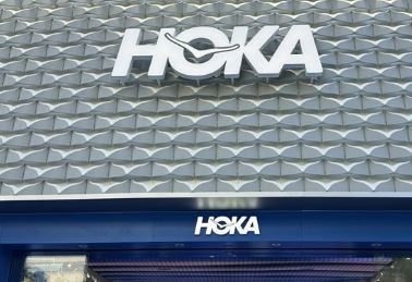 HOKA������������������ͬ������18.5��